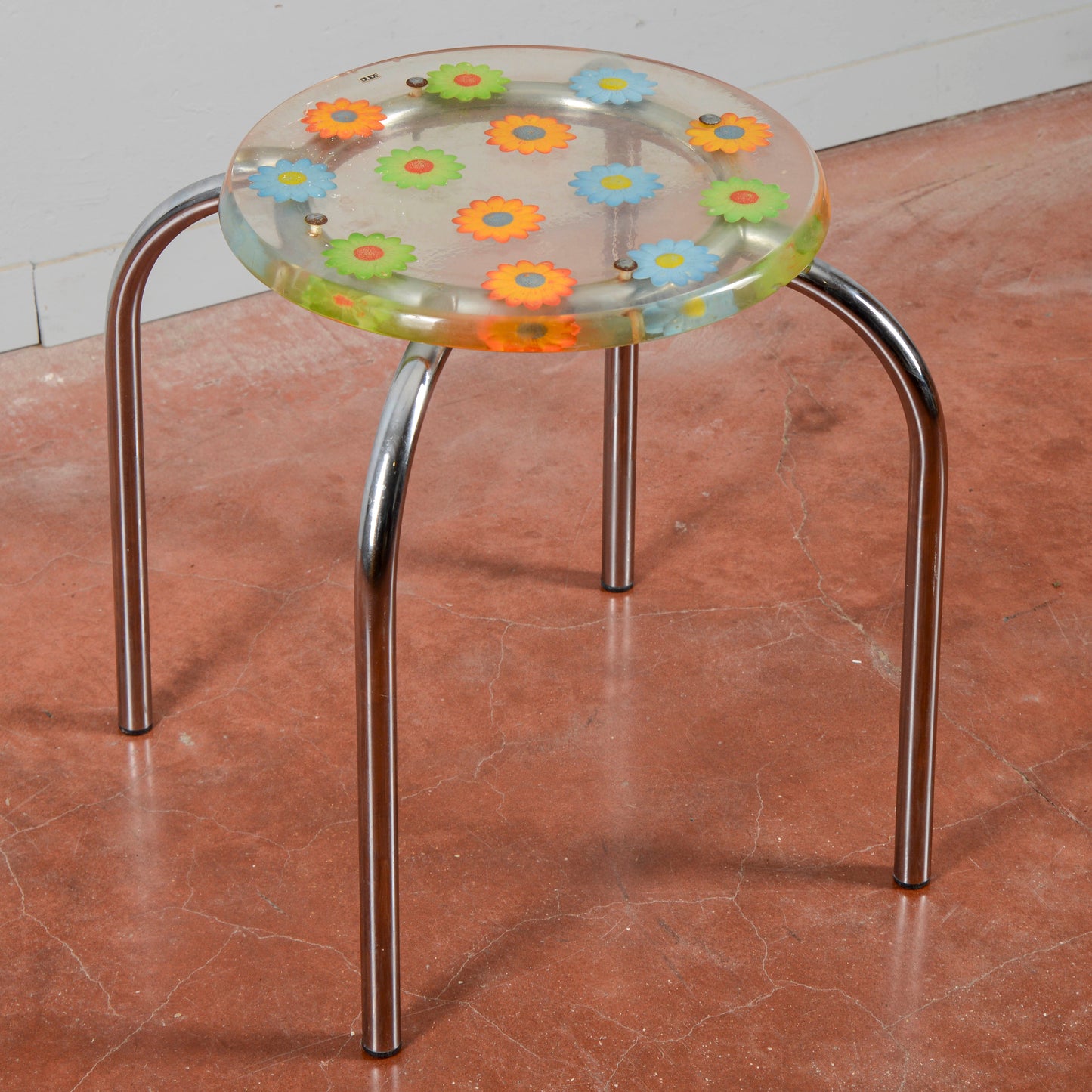 Sgabello Vintage Piano In Resina Con Fiori Dude