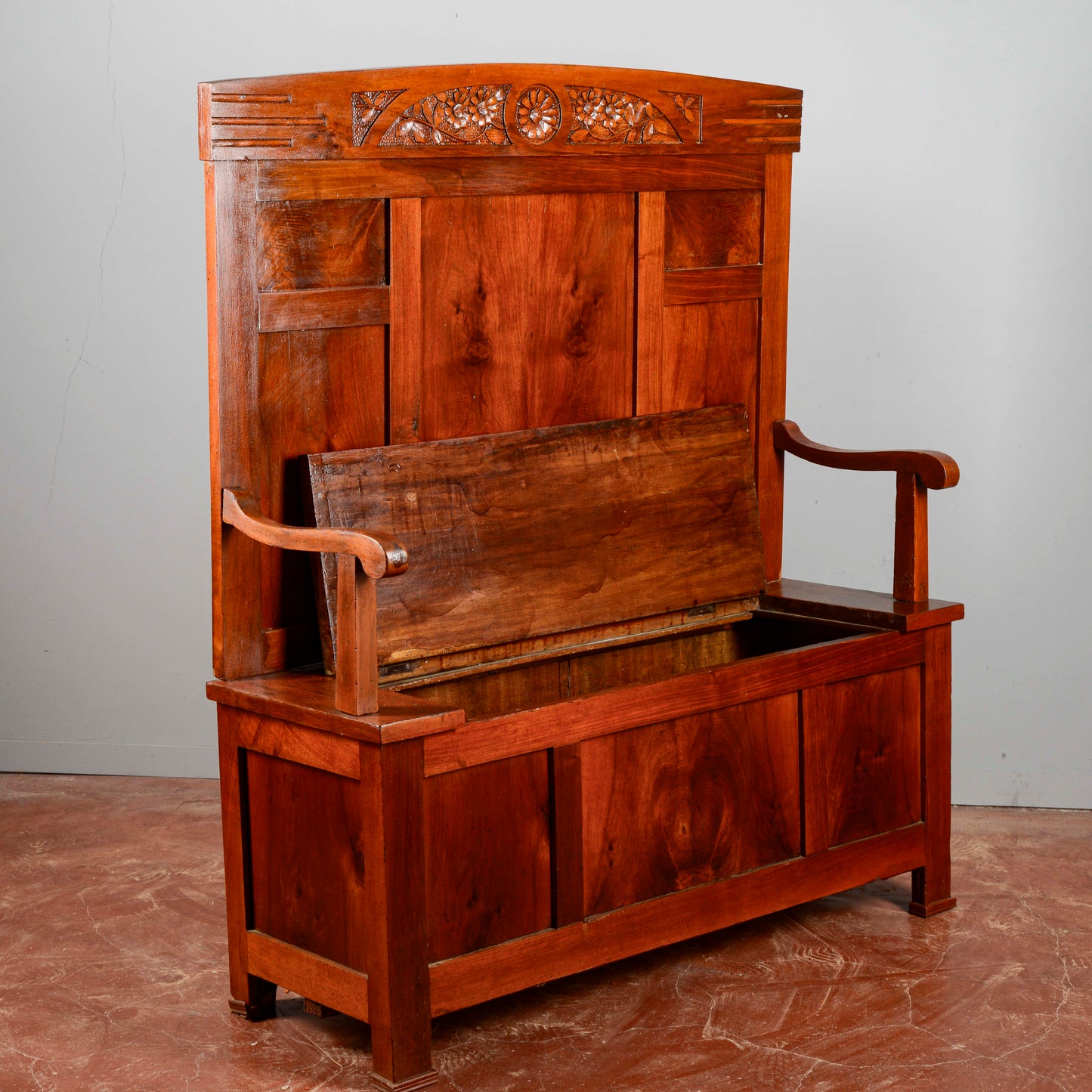 Panca Con Braccioli Art Deco Intagliata