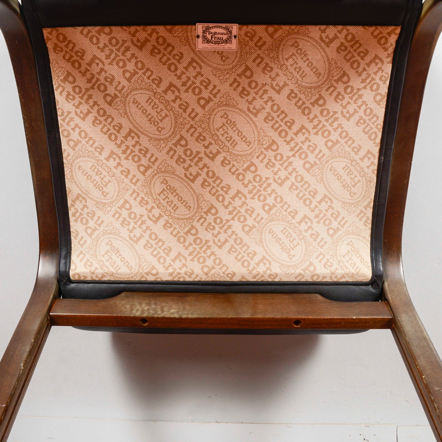 Sedia Cavour POLTRONA FRAU