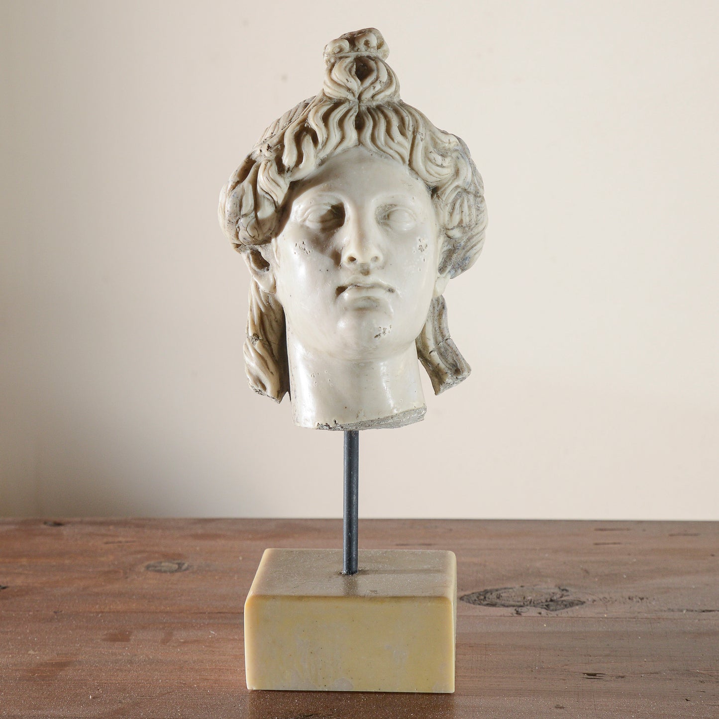 Busto In Impasto Raffigurante Apollo