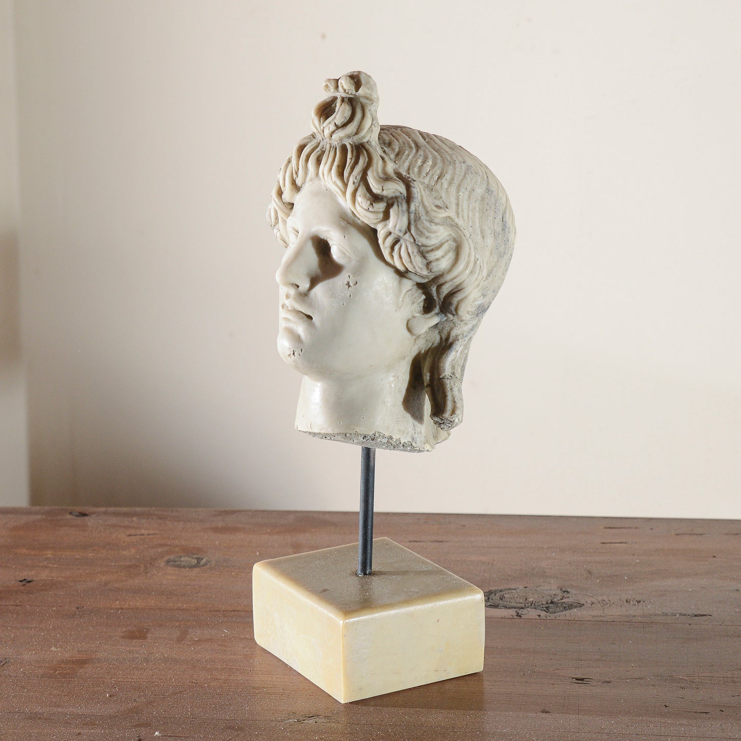 Busto In Impasto Raffigurante Apollo