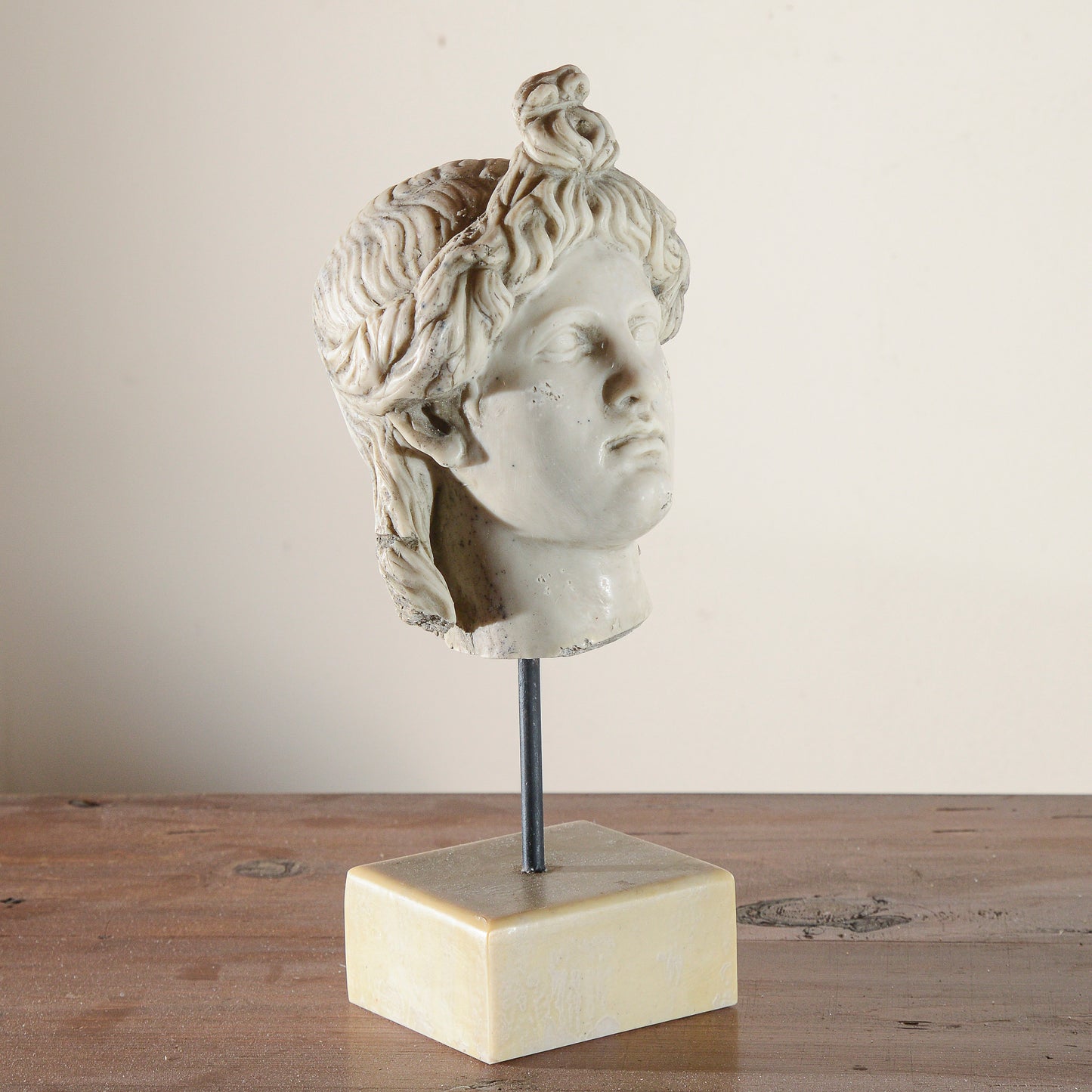Busto In Impasto Raffigurante Apollo