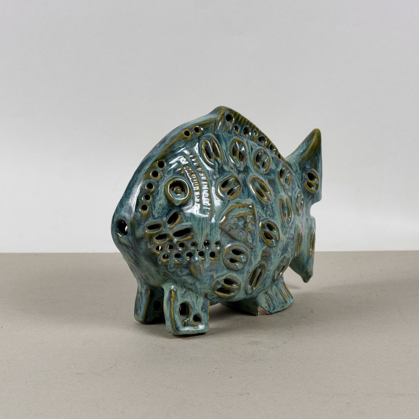 Pesce In Ceramica Smaltata A Lustro Vintage