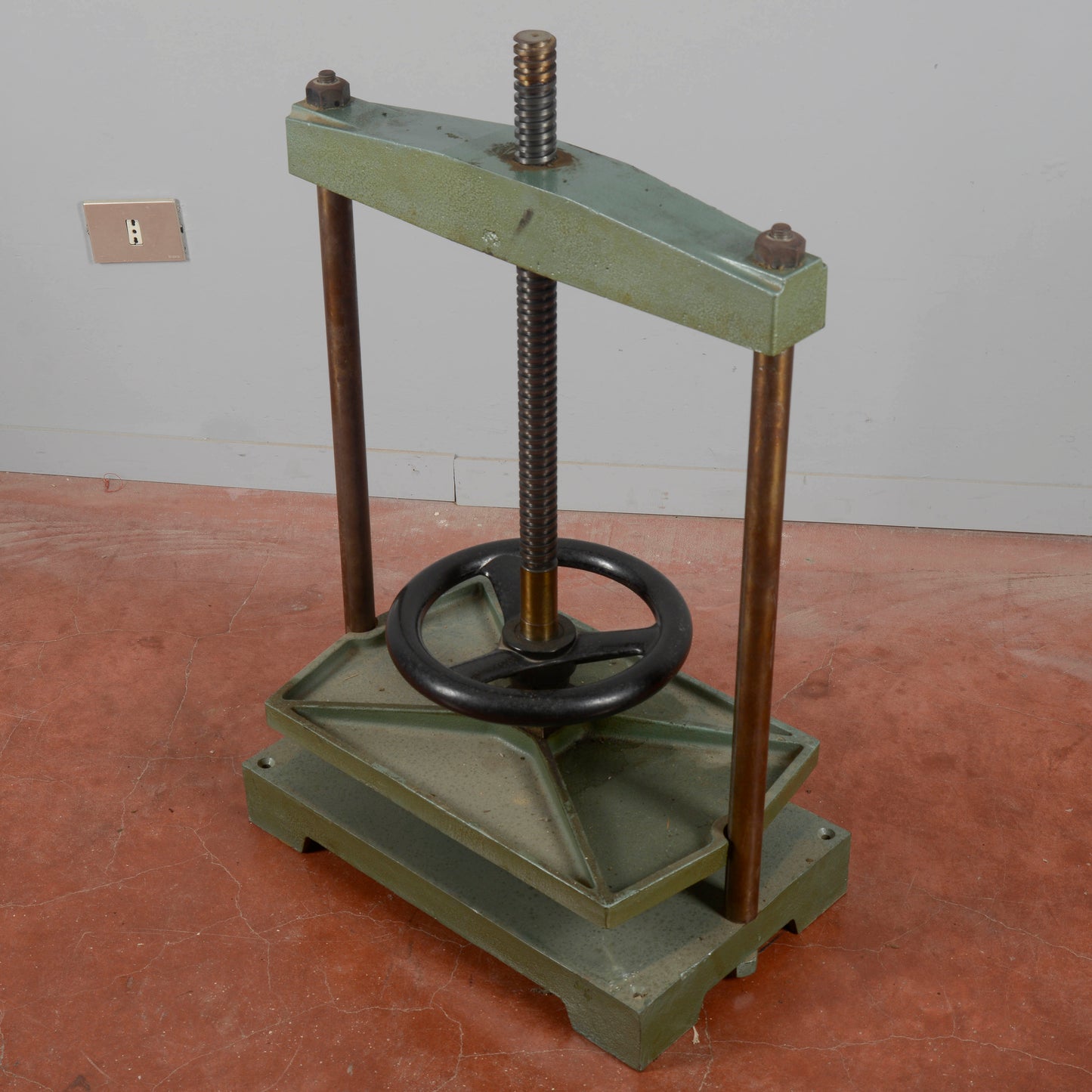 Pressa A Colpo Rilegatoria Libri Restauro Libreria Vintage