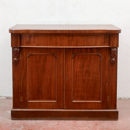 Credenza Ante E Cassetto Con Piano Mosso