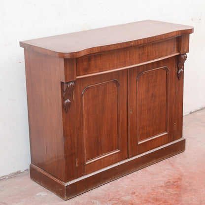 Credenza Ante E Cassetto Con Piano Mosso