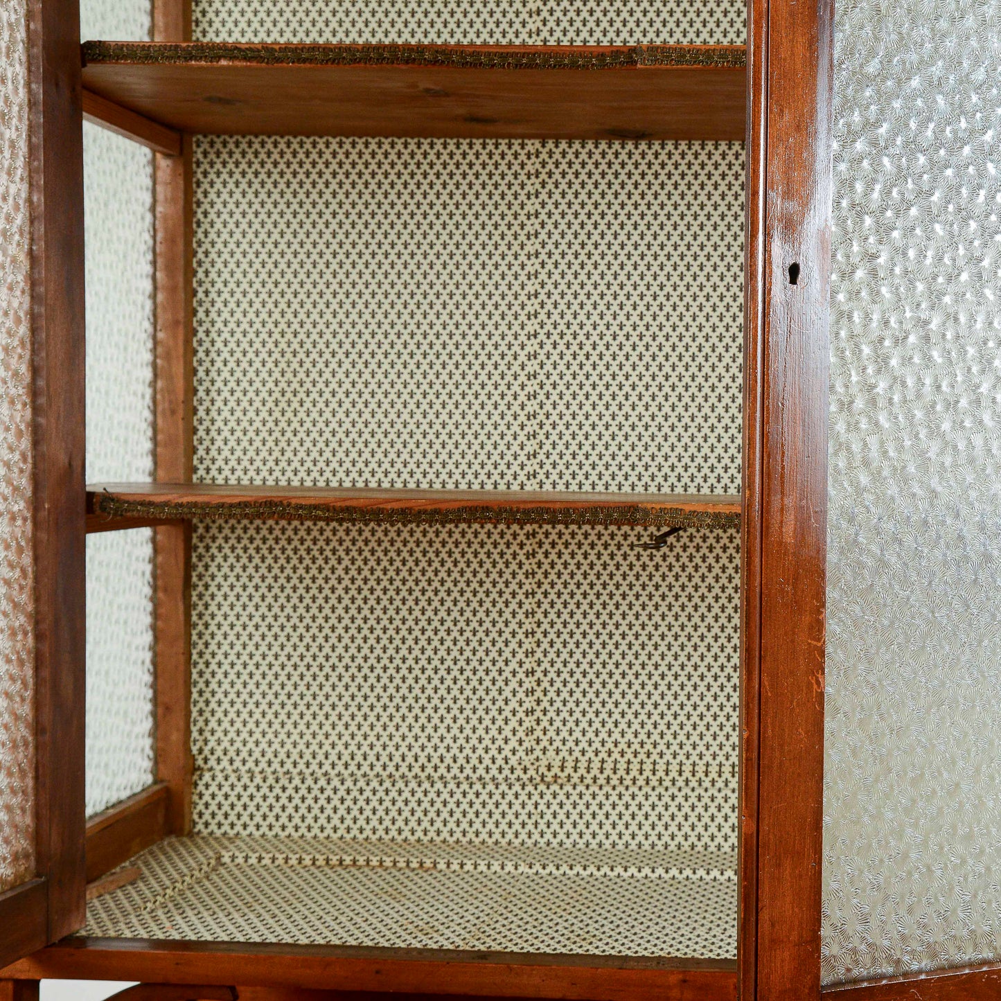 Credenza Due Corpi Vetrina Piattaia