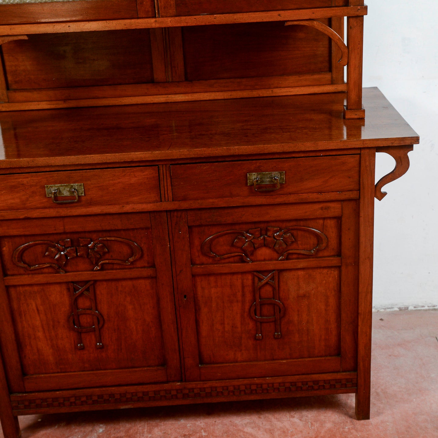 Credenza Due Corpi Vetrina Piattaia