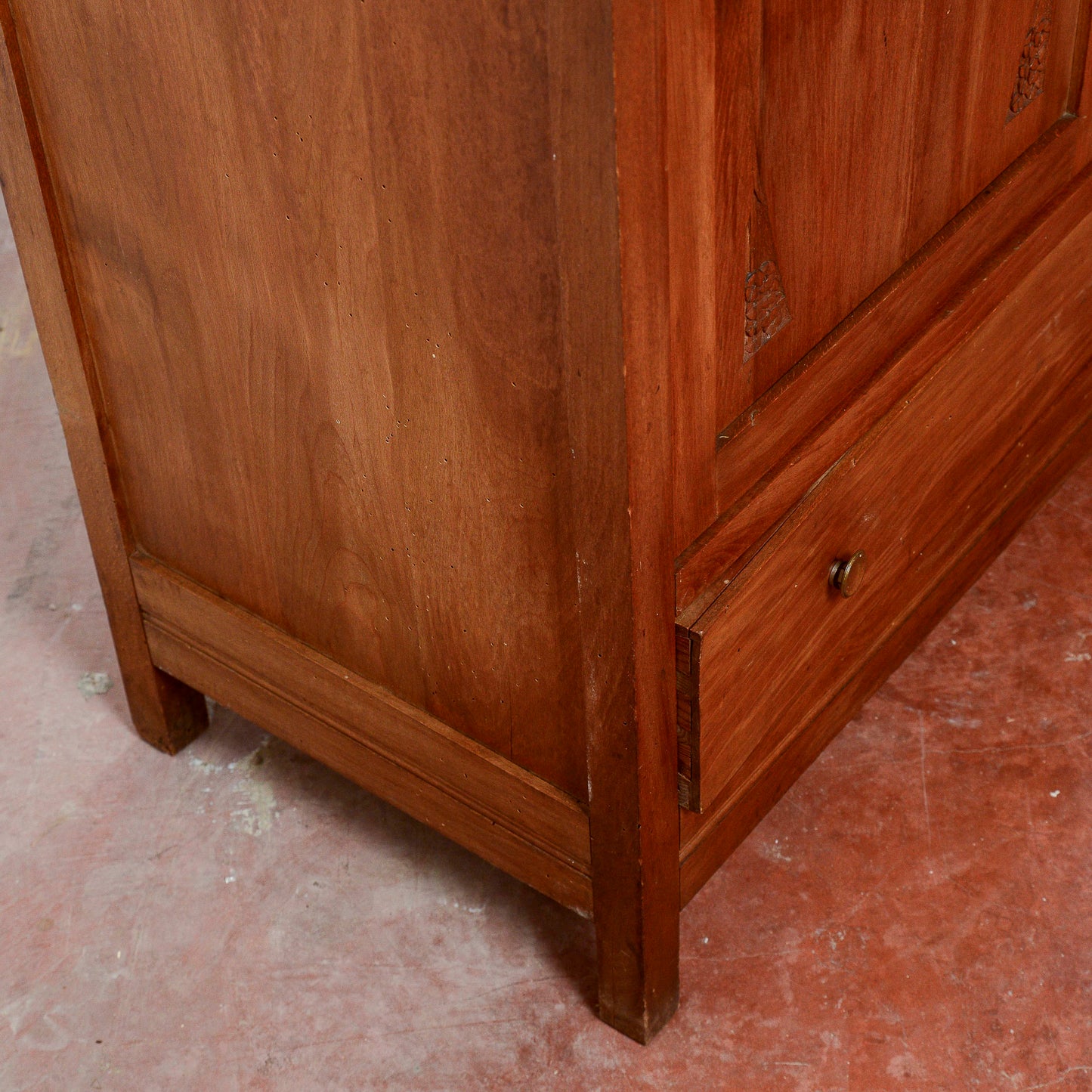 Credenza vetrina libreria piattaia armadio