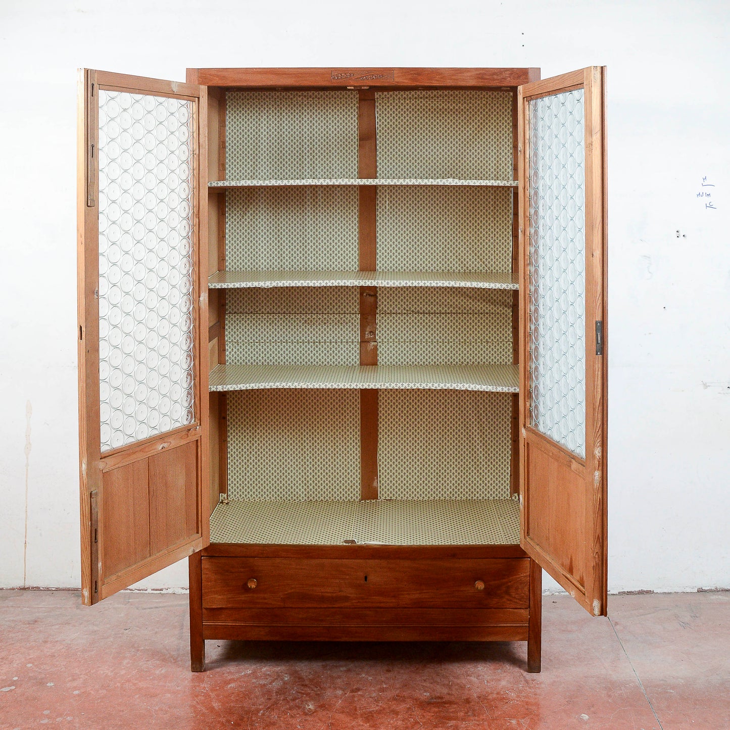 Credenza vetrina libreria piattaia armadio