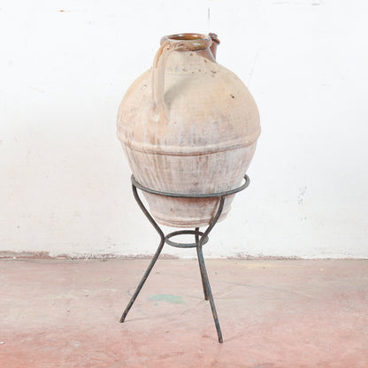 Anfora in terracotta con base