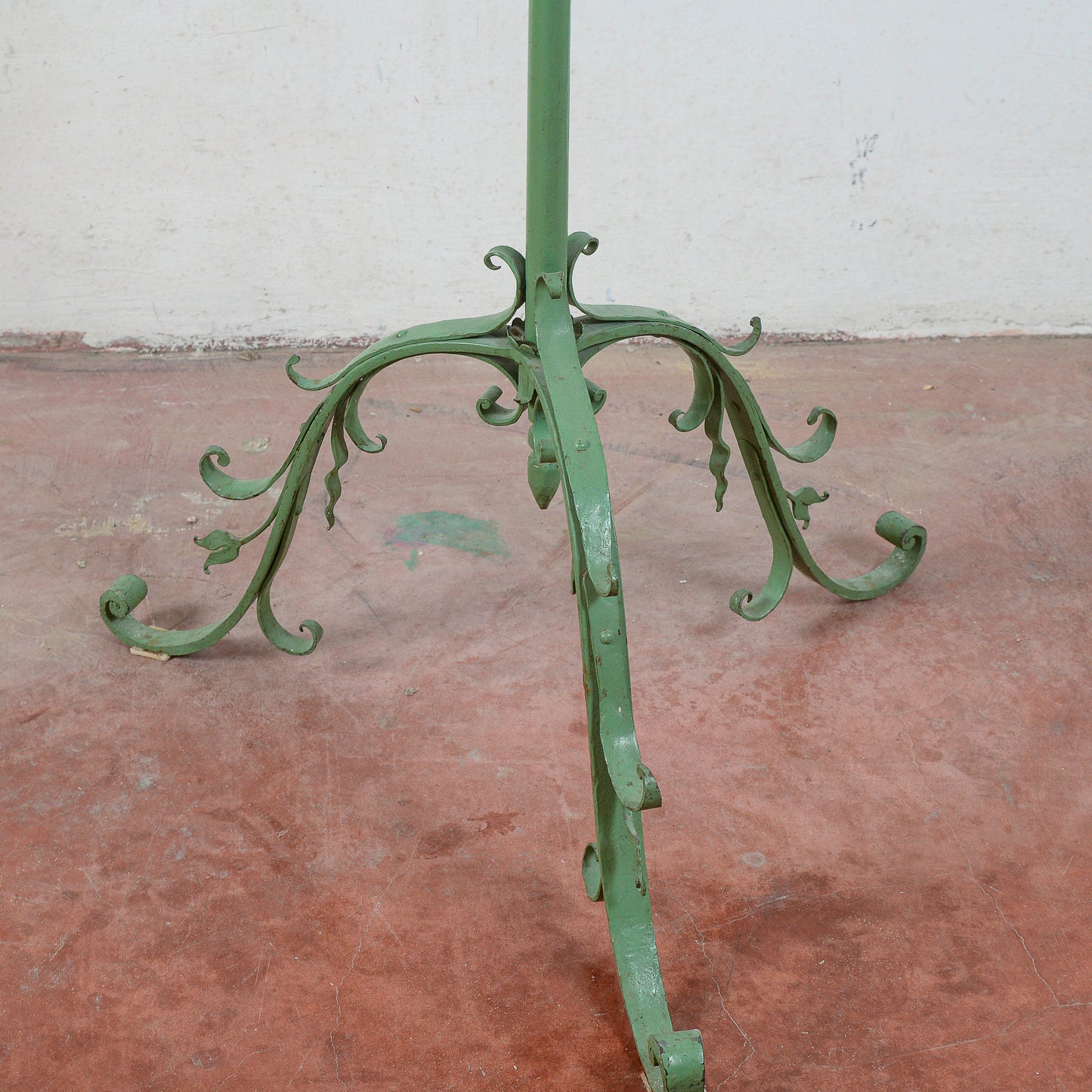 Appendiabiti in metallo verniciato