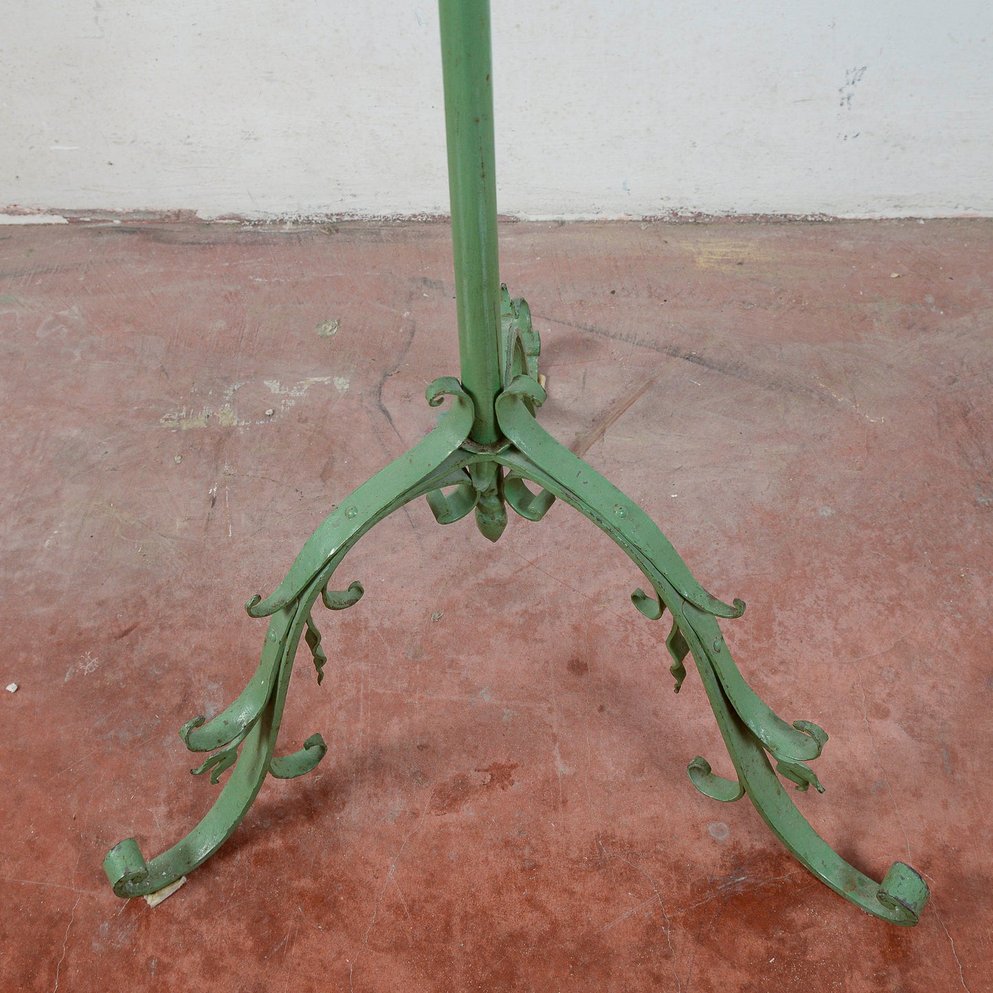 Appendiabiti in metallo verniciato