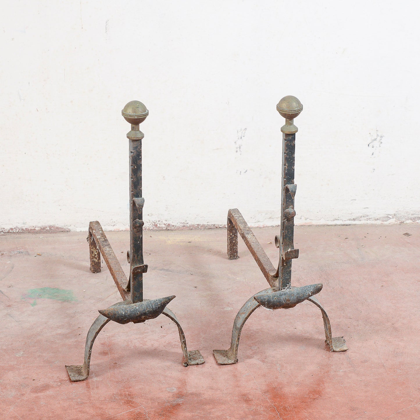 Coppia alari da camino in ferro