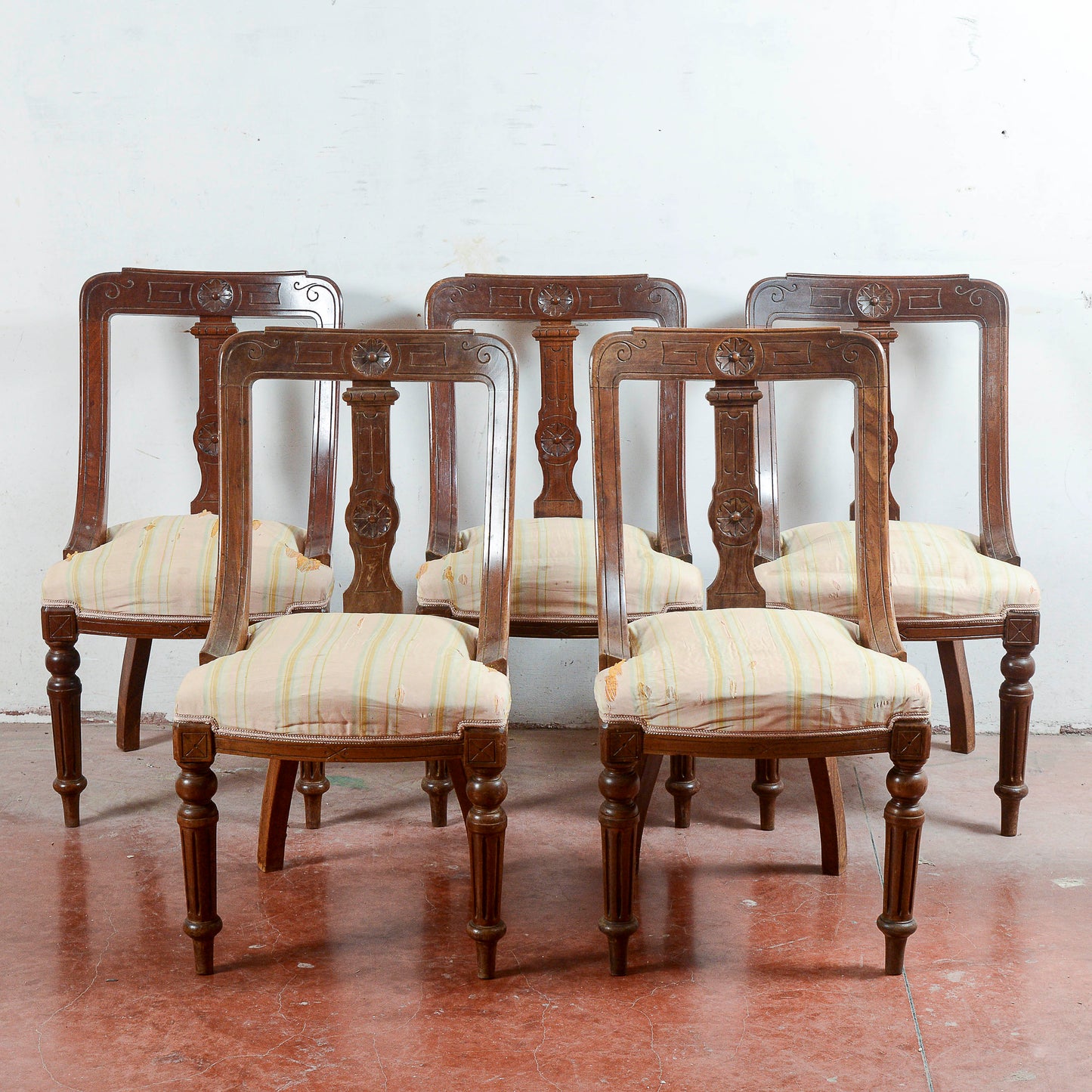 Set 5 sedie poltroncine  intagliate