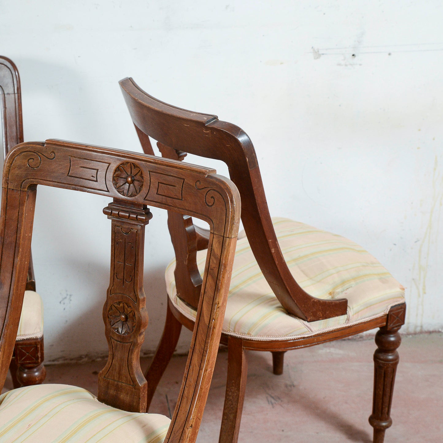 Set 5 sedie poltroncine  intagliate