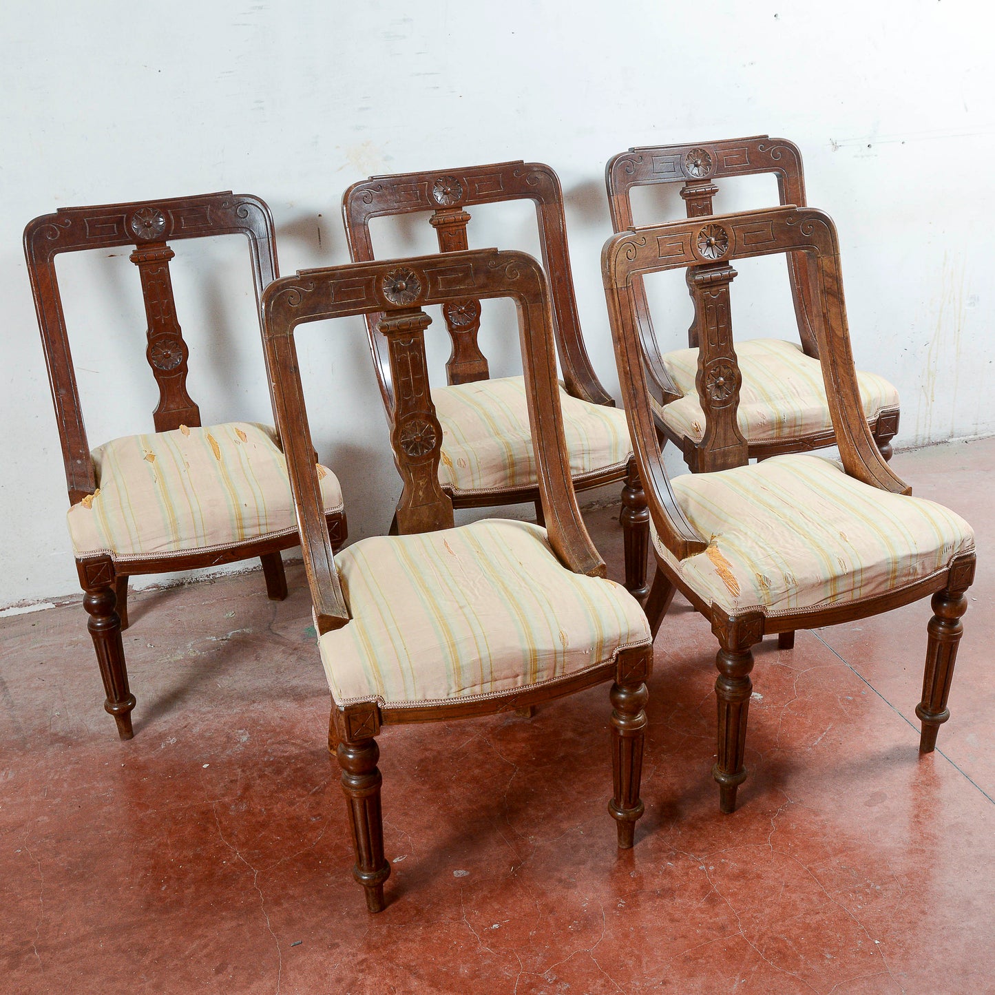 Set 5 sedie poltroncine  intagliate