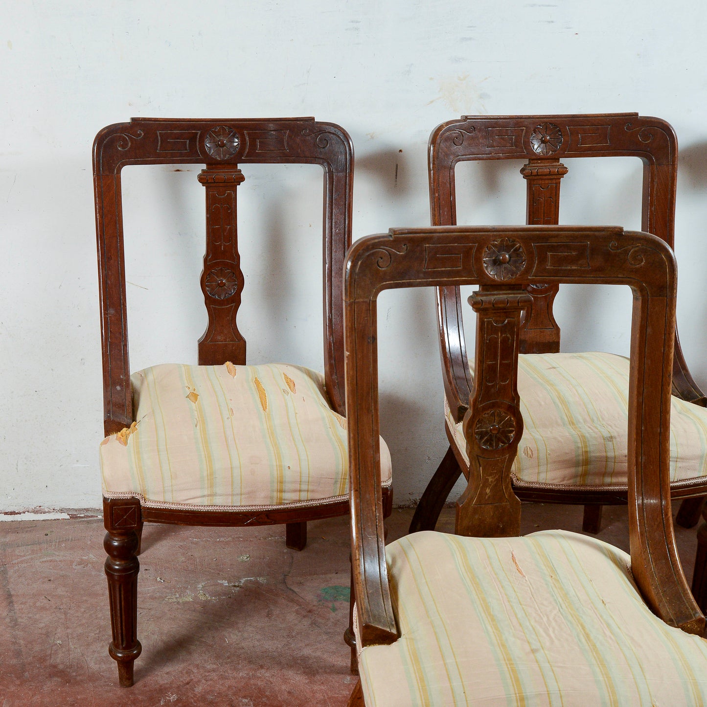 Set 5 sedie poltroncine  intagliate