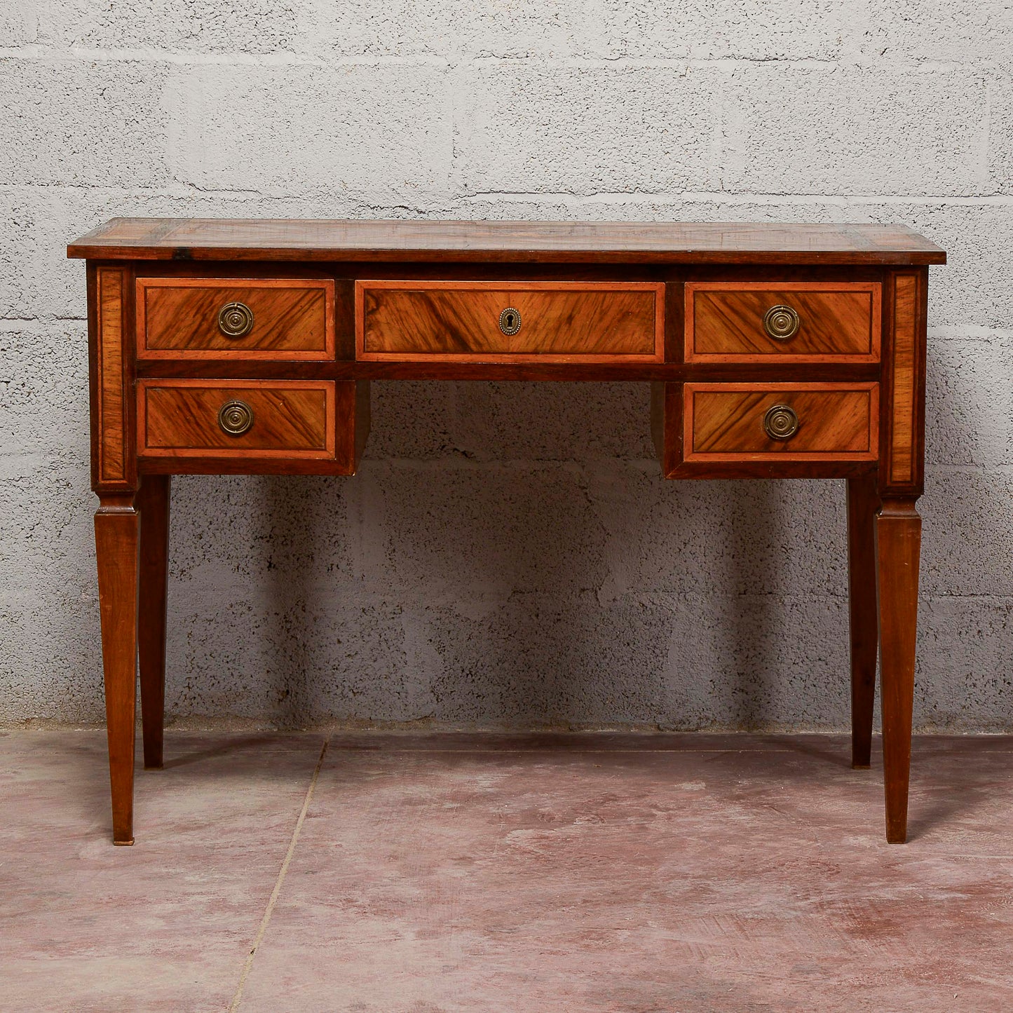 Scrivania cassetti intarsi epoca stile 700