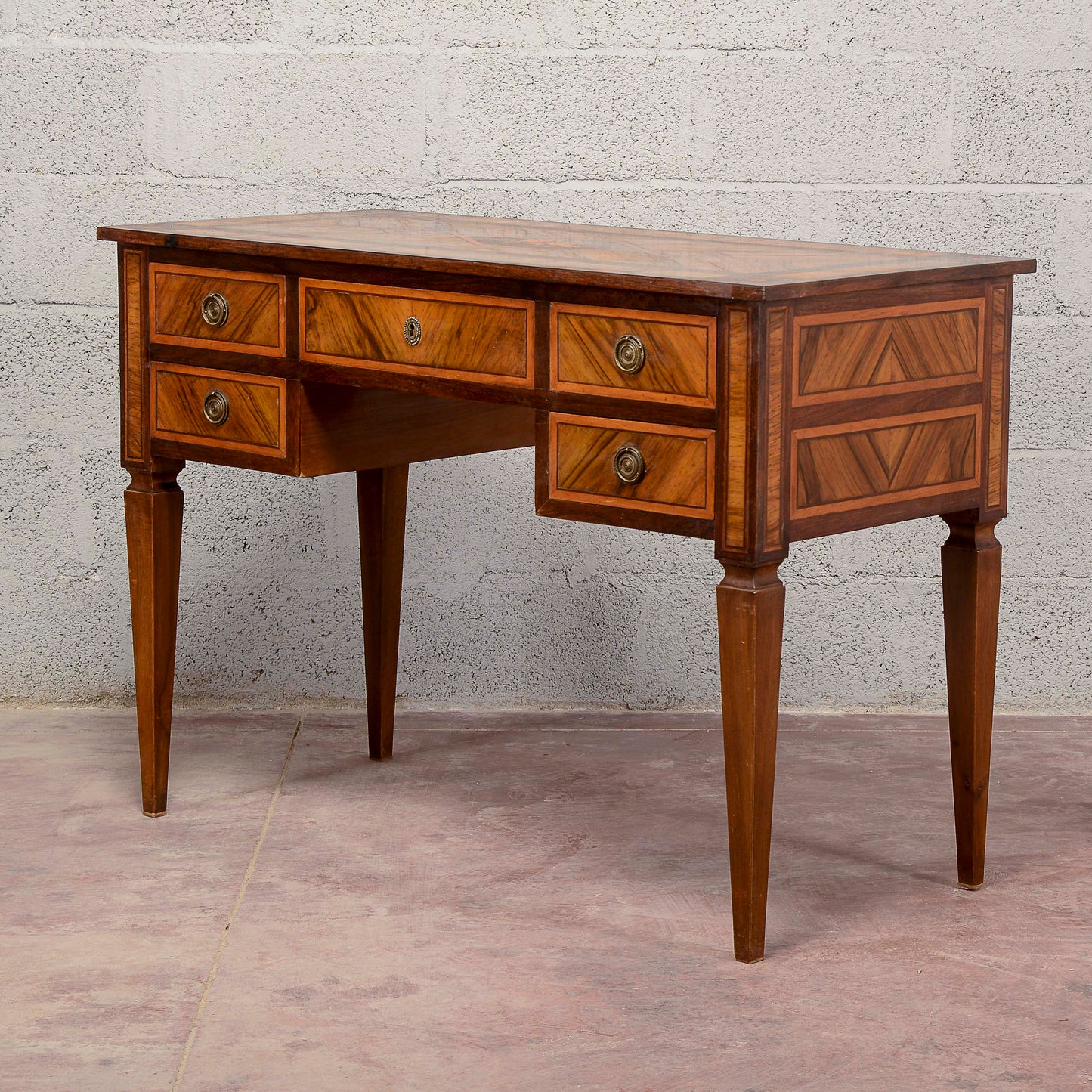 Scrivania cassetti intarsi epoca stile 700