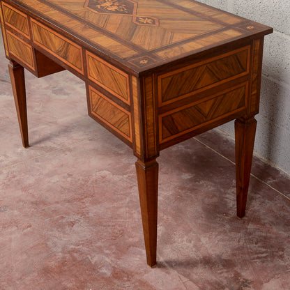 Scrivania cassetti intarsi epoca stile 700