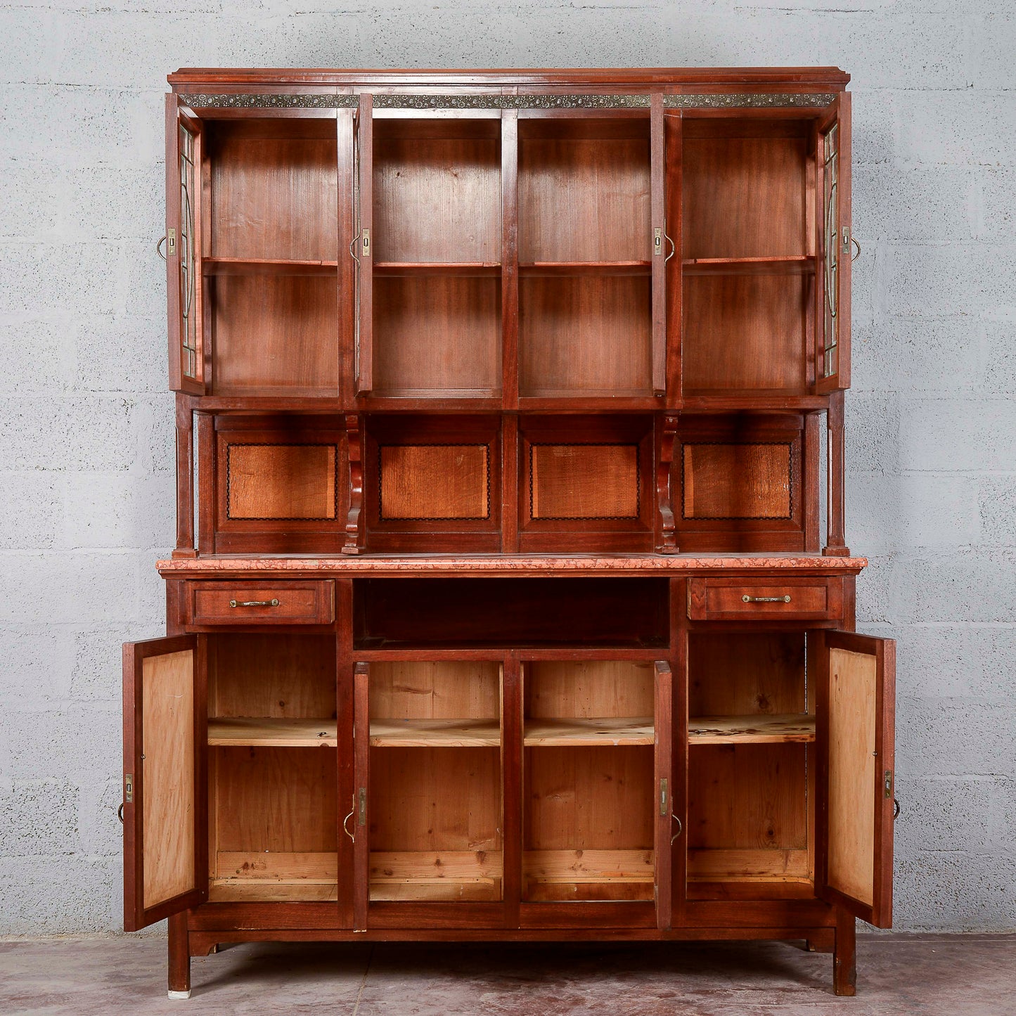 Credenza a due corpi vetrina e piano in marmo