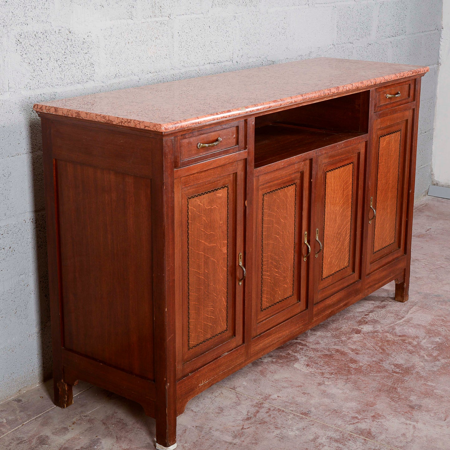 Credenza 4 ante e vano a giorno piano marmo