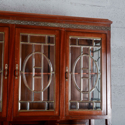 Credenza due corpi con vetrina e  4 ante