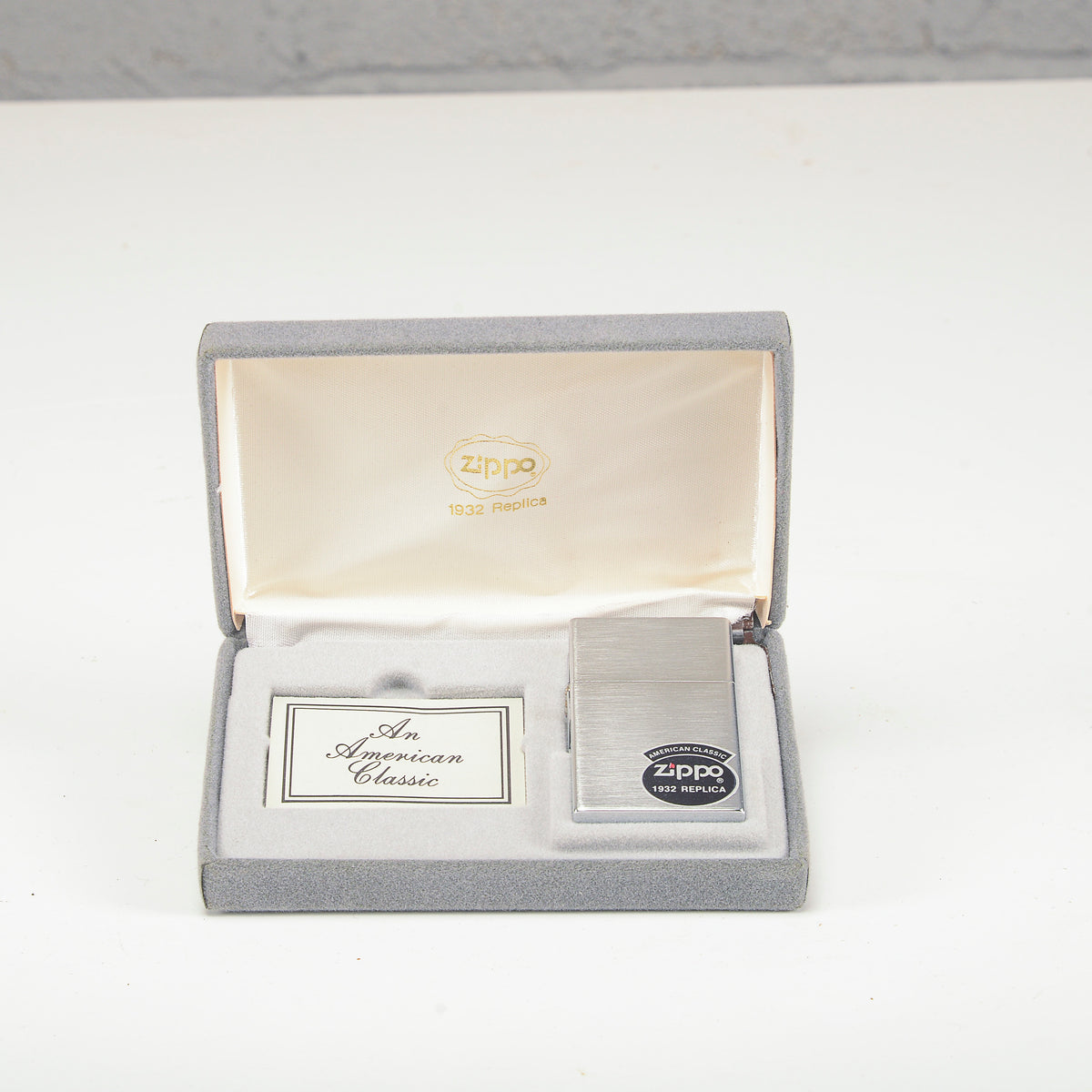 Accendino vintage zippo nuovo con scatola