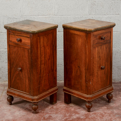 Coppia comodini in abete con piano in marmo epoca XIX secolo