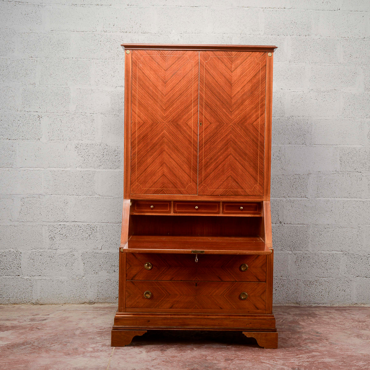 Credenza con ribalta art deco trummeau