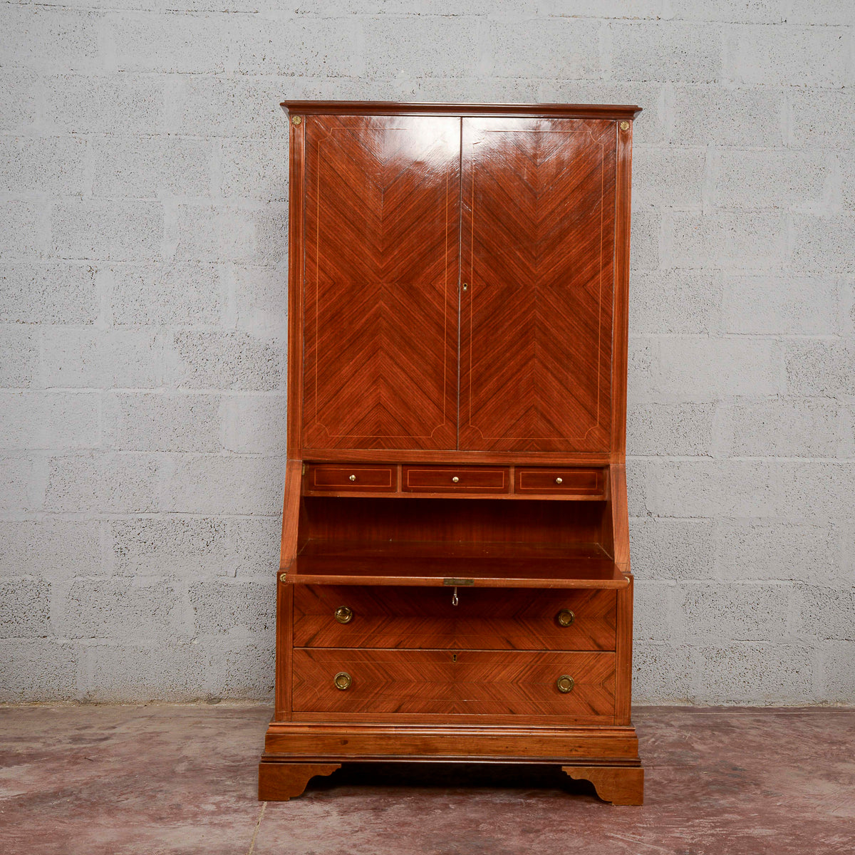 Credenza con ribalta art deco trummeau