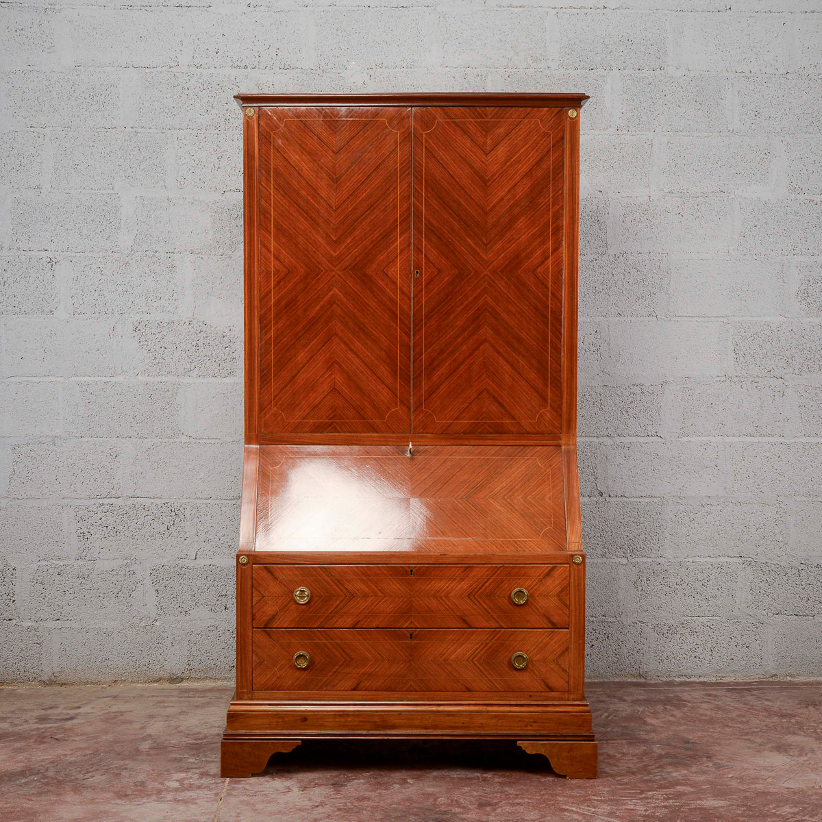 Credenza con ribalta art deco trummeau
