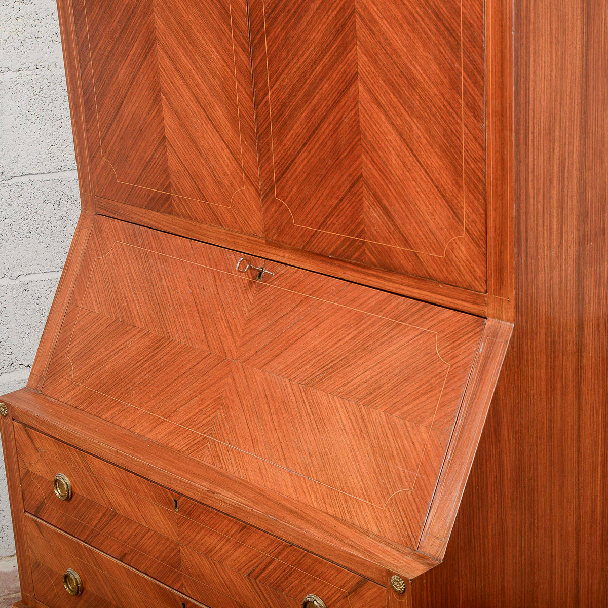 Credenza con ribalta art deco trummeau