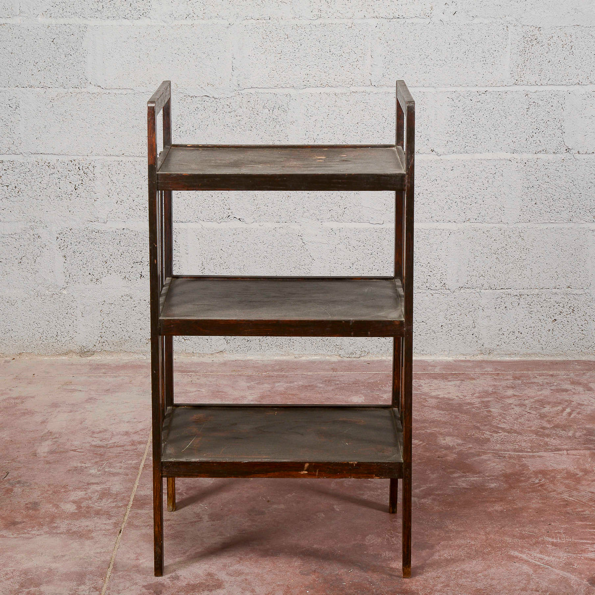 Etagere a giorno tinta scura epoca Liberty
