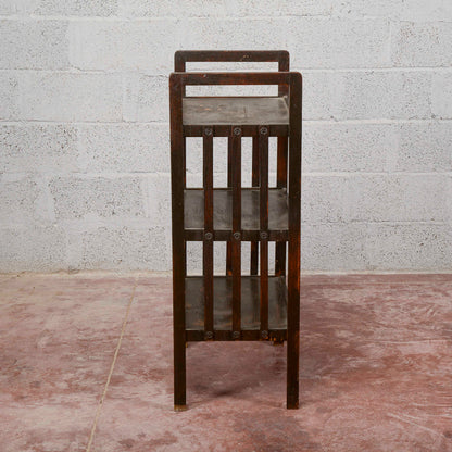 Etagere a giorno tinta scura epoca Liberty