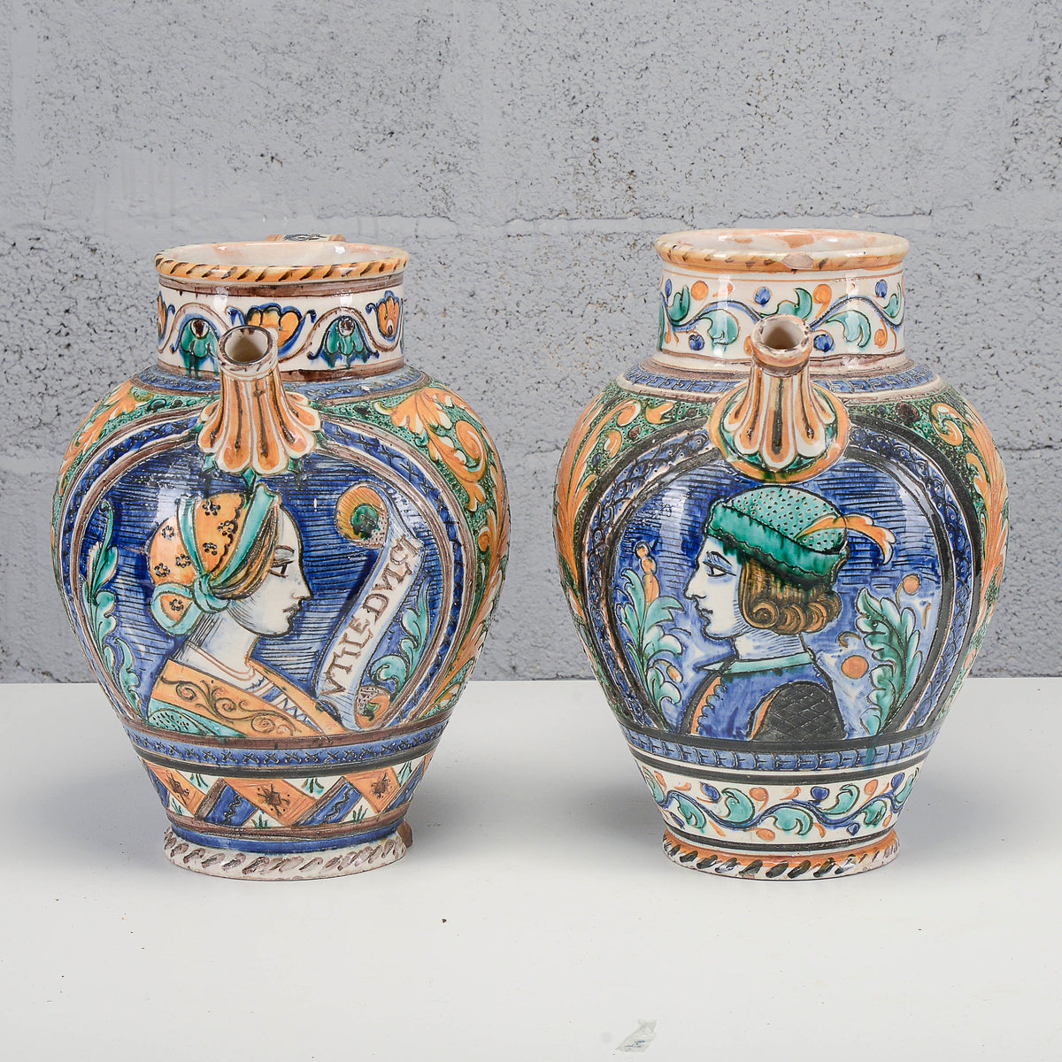 Set coppia vasi deruta meta del 900