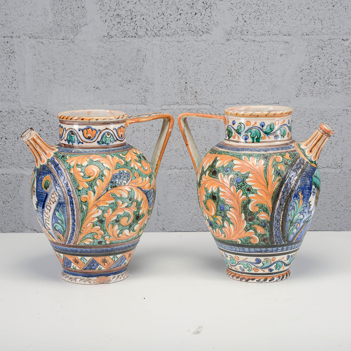 Set coppia vasi deruta meta del 900