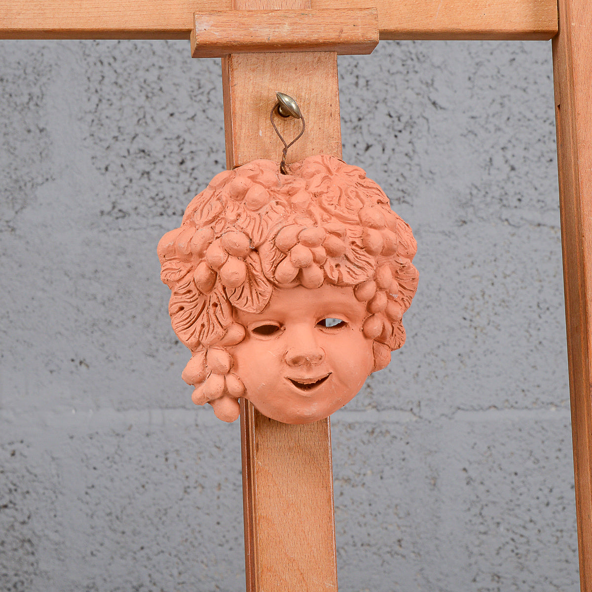 Maschera Bacco in terracotta da appendere produzione artigianale XX secolo