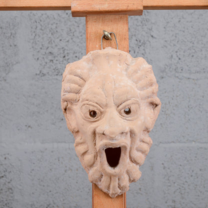 Maschera terracotta volto grottesco XX secolo produzione artigianale
