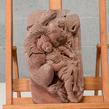 Scultura in terracotta di fanciulla con cane datata 1880
