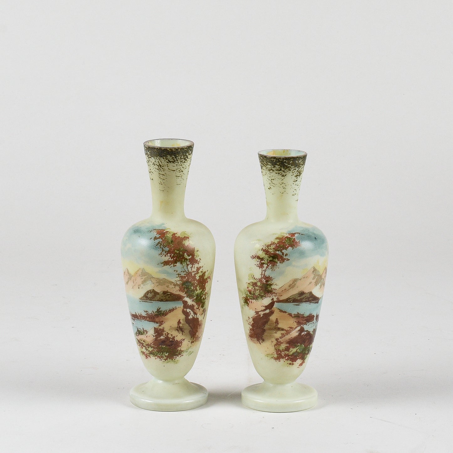 set coppia di vasi vasetti vintage vetro opalino