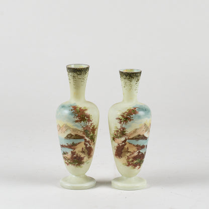 set coppia di vasi vasetti vintage vetro opalino
