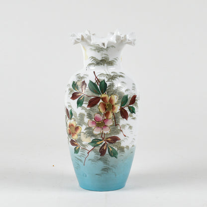 vaso in vetro opalino con decori floreali bianco e azzurro