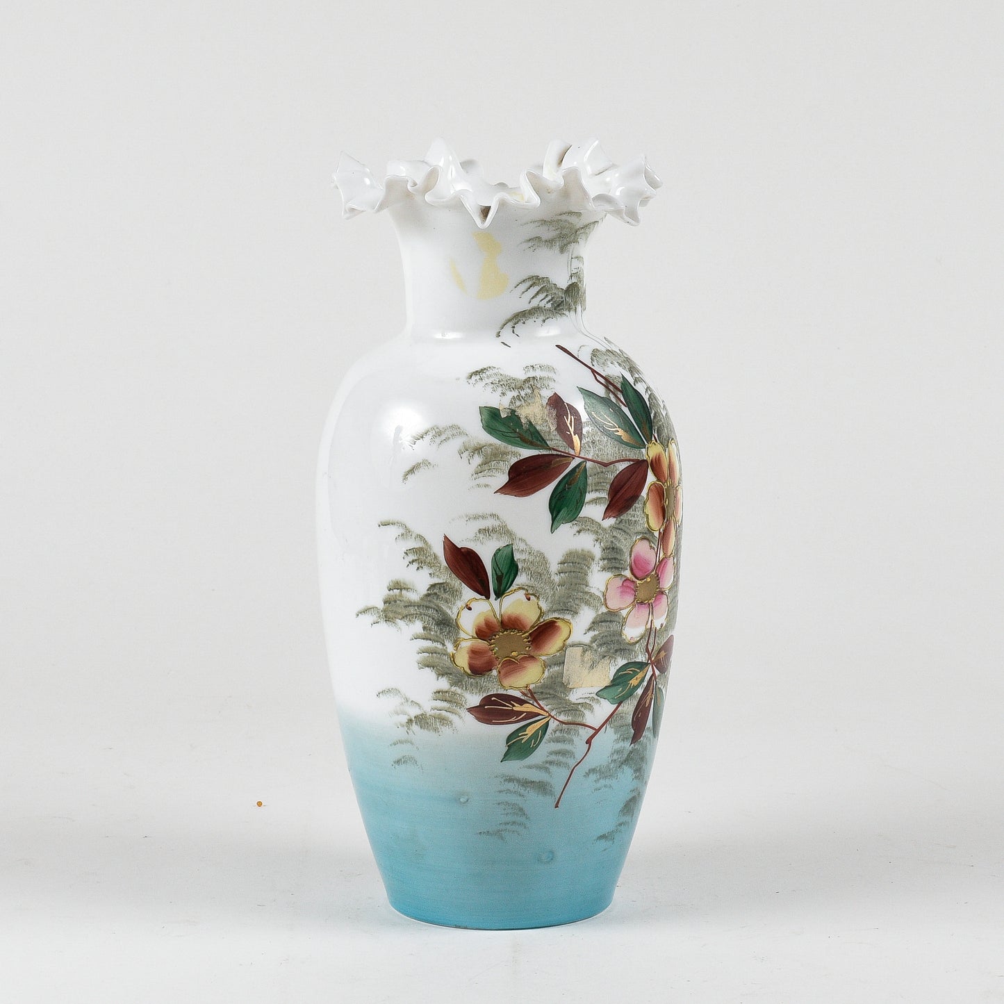 vaso in vetro opalino con decori floreali bianco e azzurro
