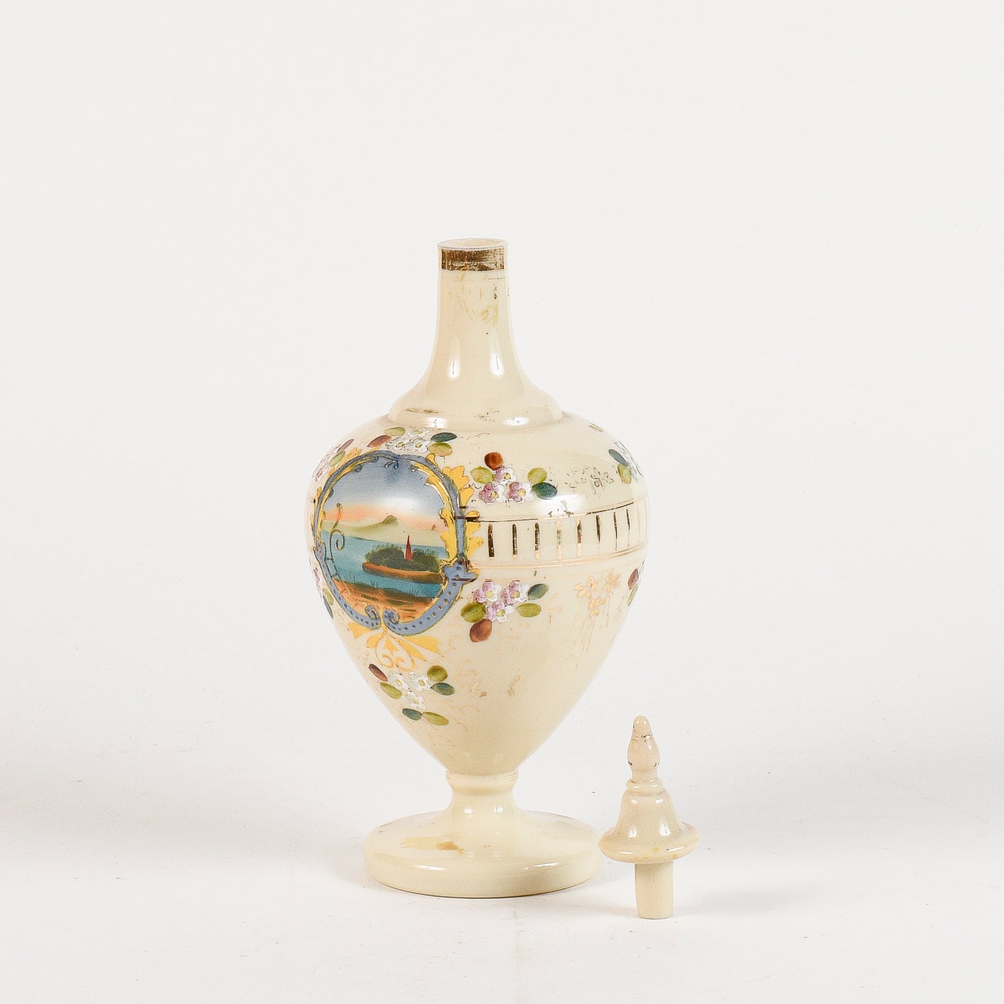 Vaso in vetro opalina con coperchio scena marittima Francia art Nouveaux