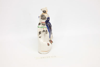 Statua in ceramica cavaliere a cavallo" con marchio blu ceramica inglese Bow"