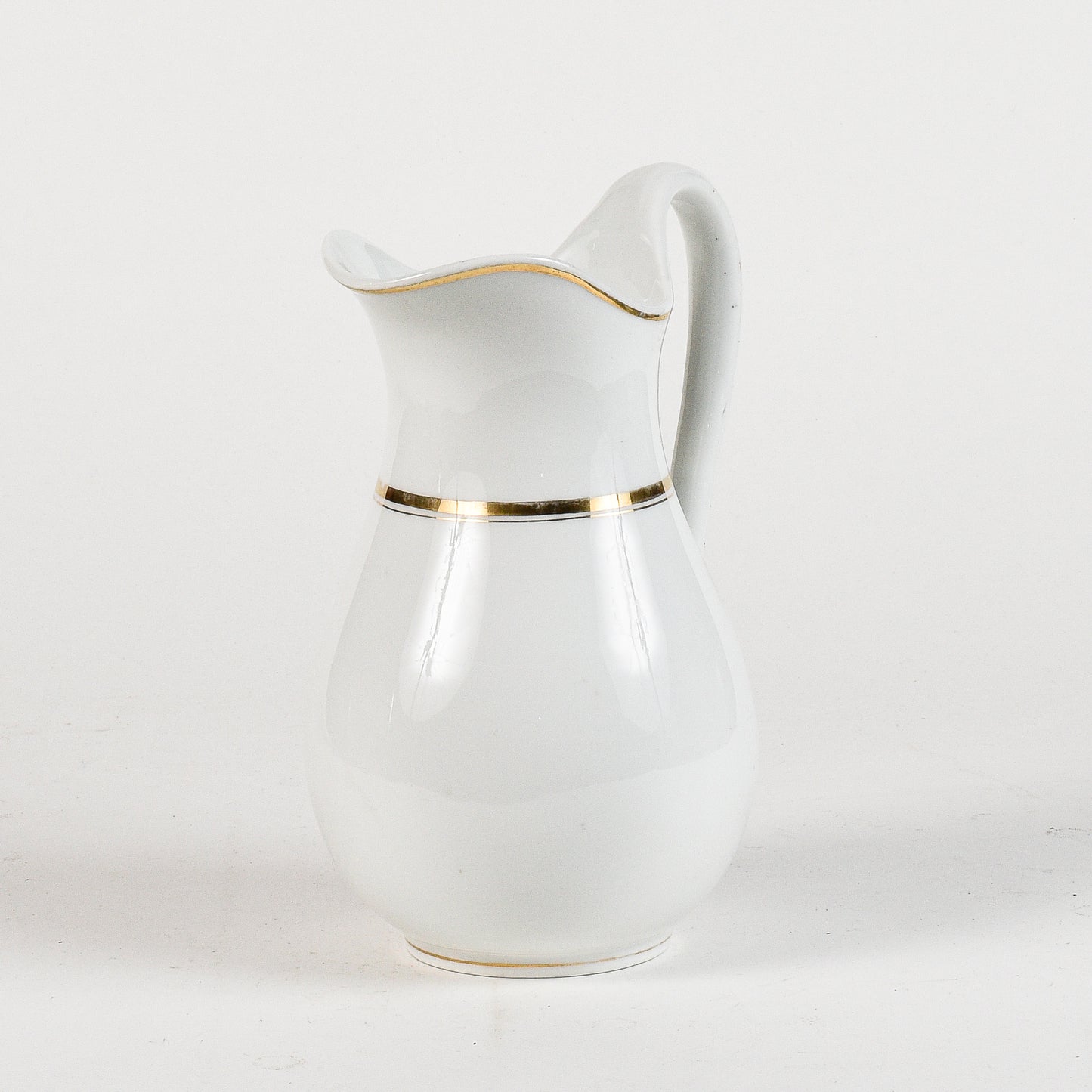 vaso da notte in ceramica con profili oro