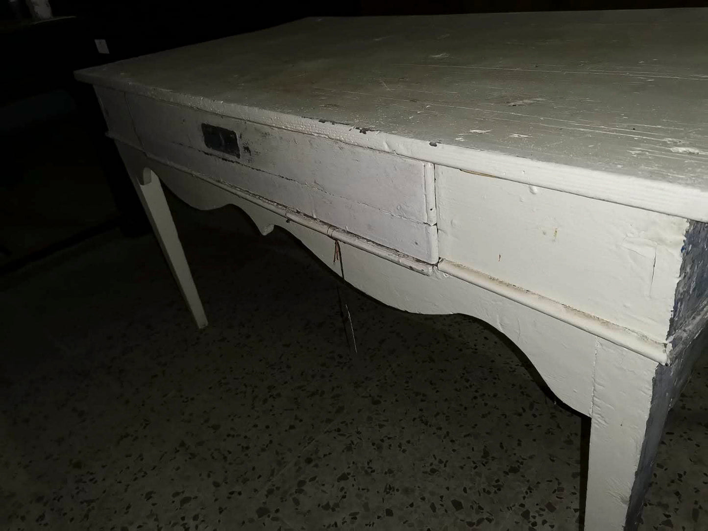 Tavolo laccato  con cassetto e centina mossa Italia epoca primo 1800