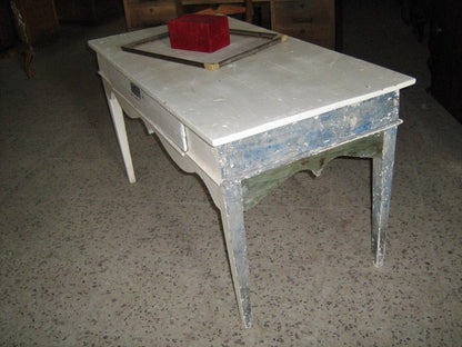 Tavolo laccato  con cassetto e centina mossa Italia epoca primo 1800